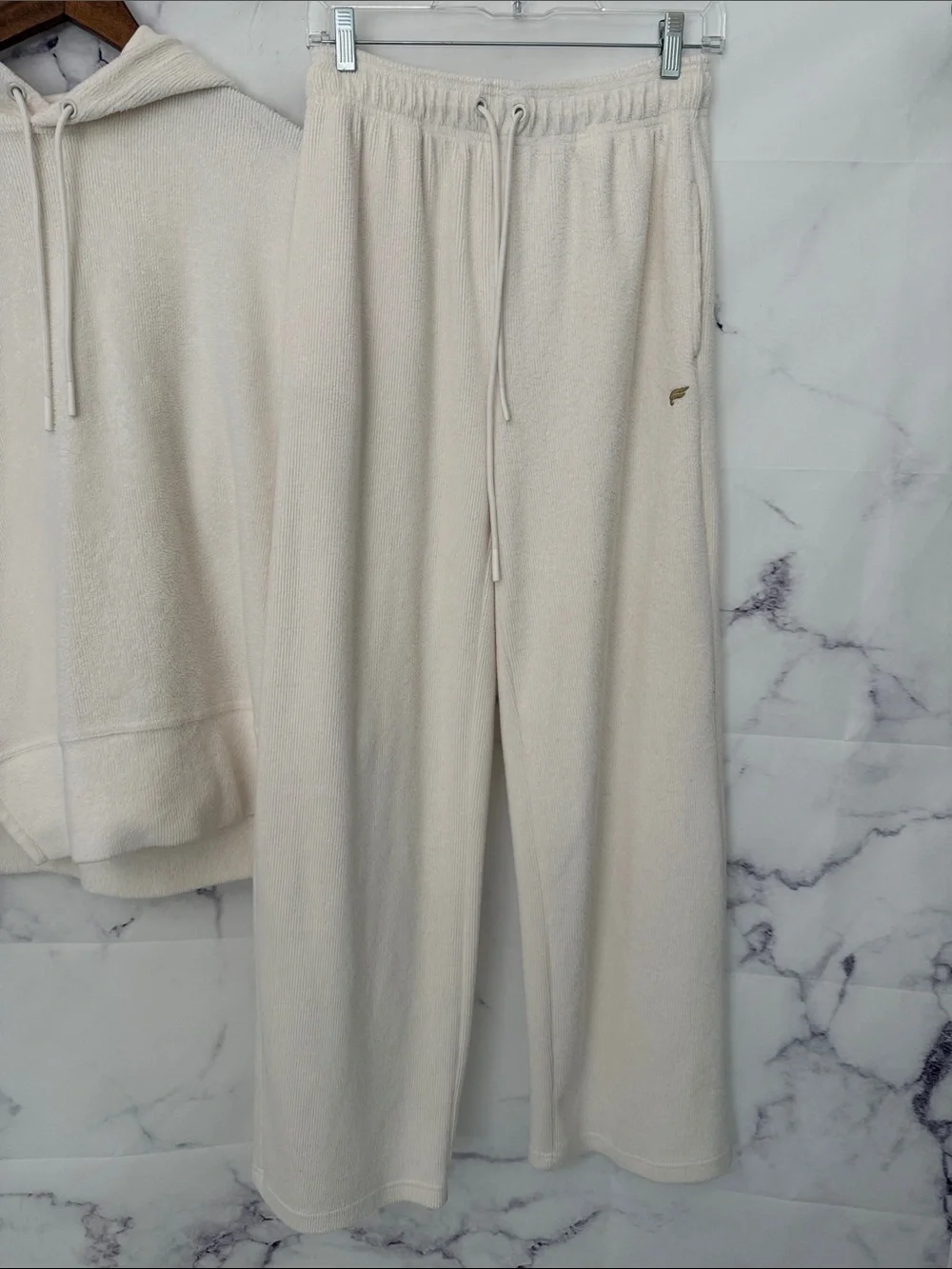 FABLETICS Ribbed Fuzzy Tracksuit Hoodie Jogger Set Ivory Size Small - Picture 5 of 13
